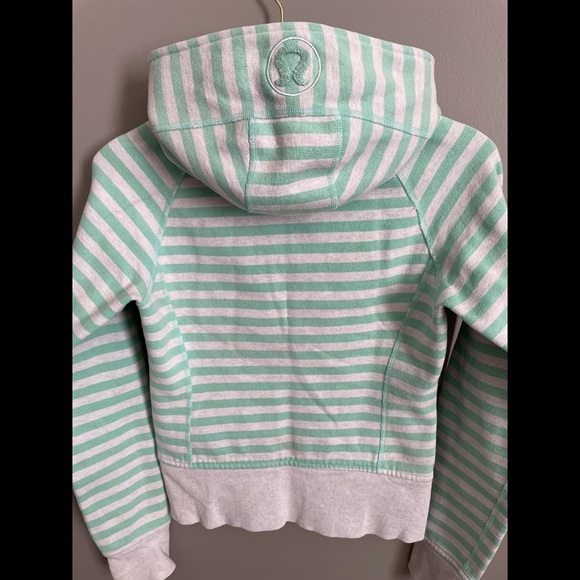 Lululemon Scuba Full Zip Jacket 2 - Picture 3 of 9